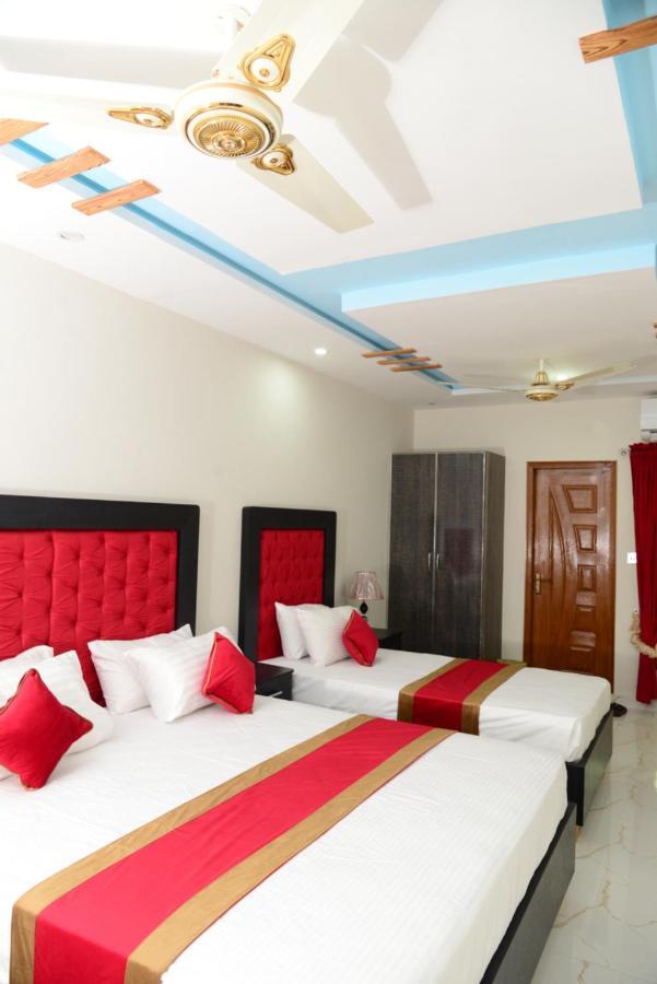 Hotel Deluxe Lahore Exterior photo